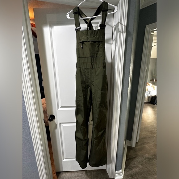 Burton Women's GORE-TEX Avalon Bib Pant size small - Picture 1 of 10